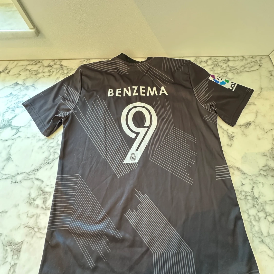 Real Madrid t-shirt 22/23  - 93