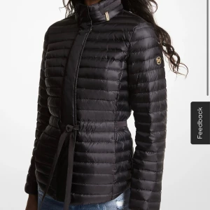 Michael kors jacka - Storlek M, använd bara en gång