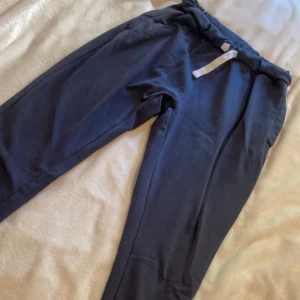 Mjukisbyxor - Blå Mjukiyxor 🤍 (OBS: Söndrig kamera därav de suddiga bilderna)