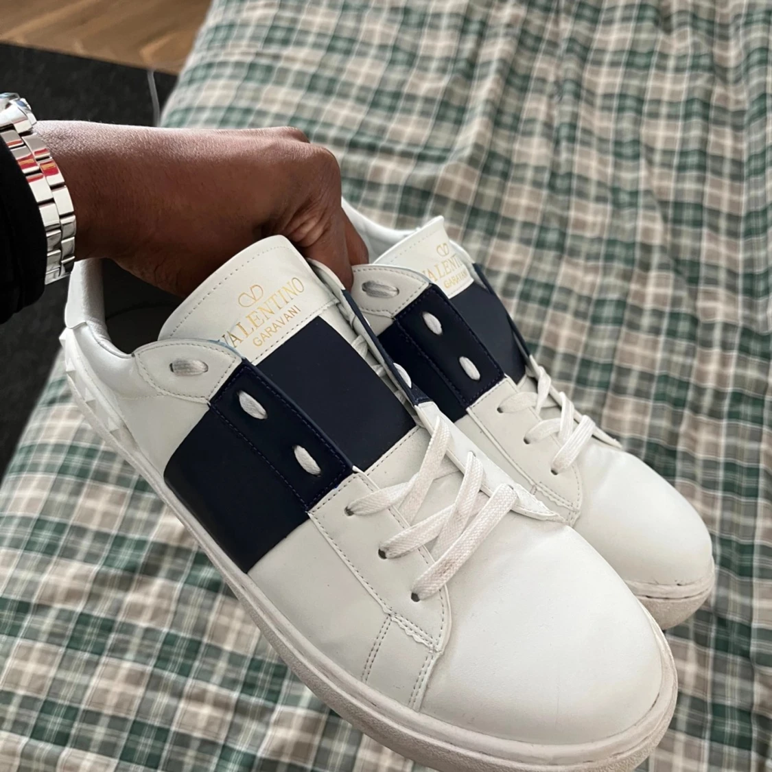 Valentino opens  - 90