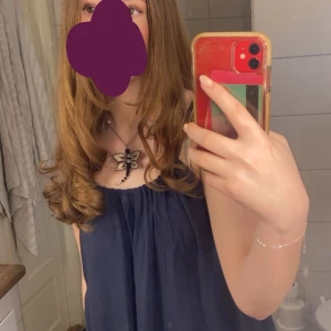 Fin sommarklänning (ej märke)💕 - Bomullsklänning thriftad i storlek S/M. Första bilden hade jag på mig den. Det är en maxiklänning alltså att den är ungefär lika lång som en långkjol💕💕