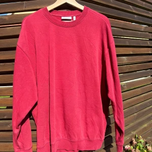 Oversized tjocktröja - Säljer då den inte kommer till användning 