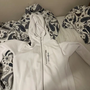 Sail racing - Sail racing kofta i utmärkt skick Vid snabbaffär kan priset diskuteras Använd en säsong