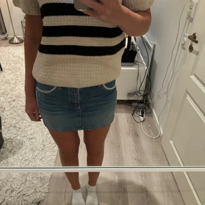 Mango Kjol - Minikjol från mango i strl S, oanvänd 