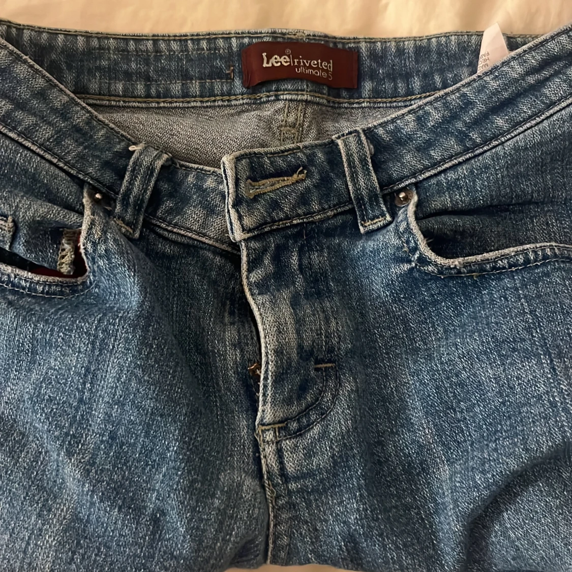 Låga lee jeans  - 90