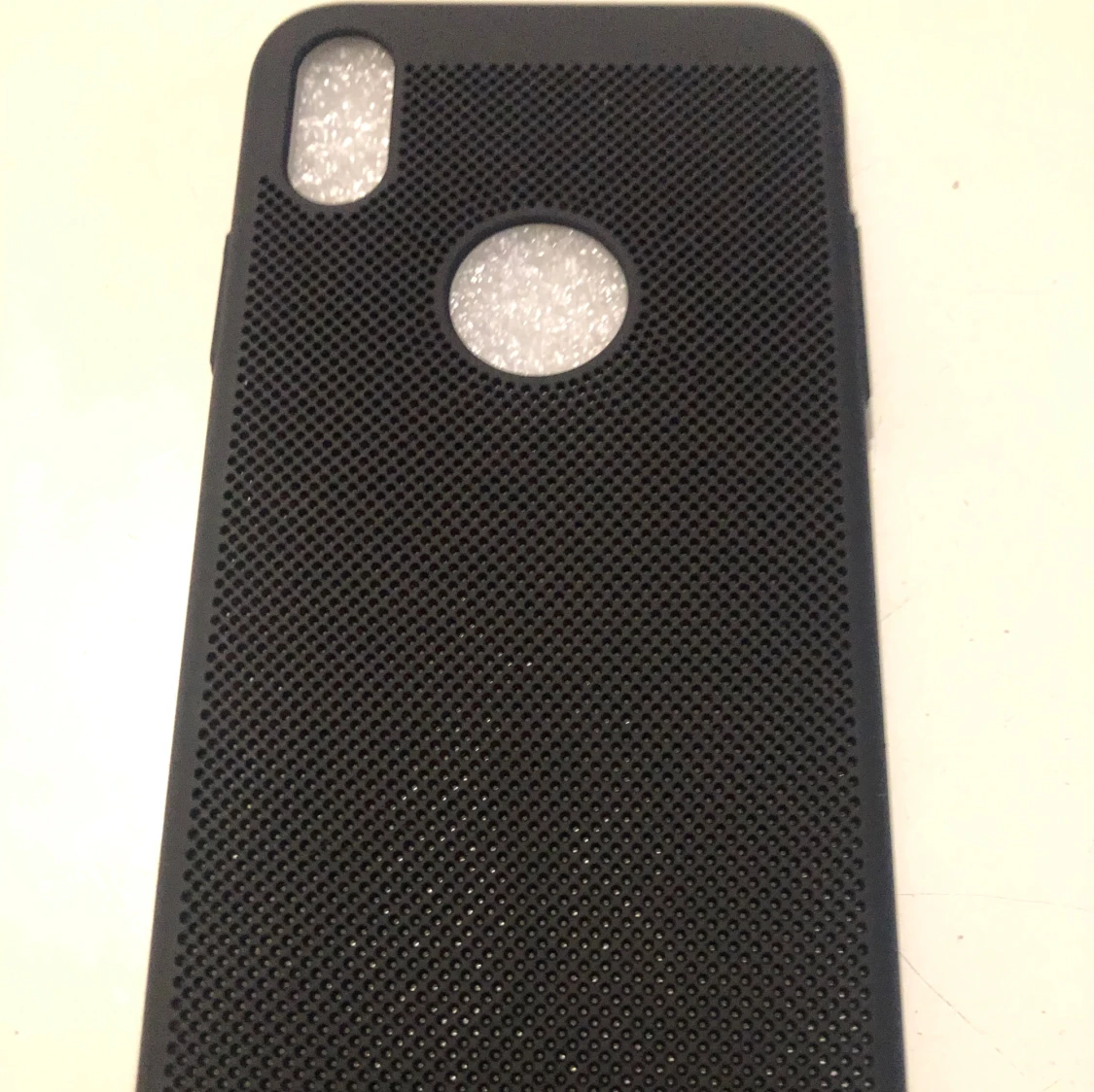 Colorfone iPhone Xs Max Skal Med Hål svart 