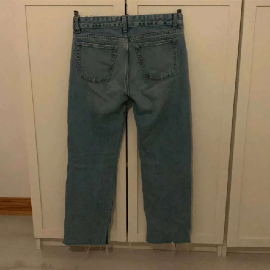 Blå jeansbyxor - 90