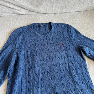 Pullover Ralph lauren  - Sparsamt använd, bra skick. Något nopprig