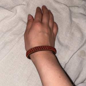 Knappt användt tenn armband 16cm ❤️🫶🏻