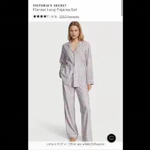 Randig pyjamas från Victoria’s secret som är helt ny💗 Skriv för fler bilder🫶