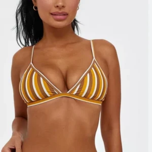 Bikinitopp⭐️⭐️💓💓 - Bikinitopp från Nelly⭐️💓💓💓