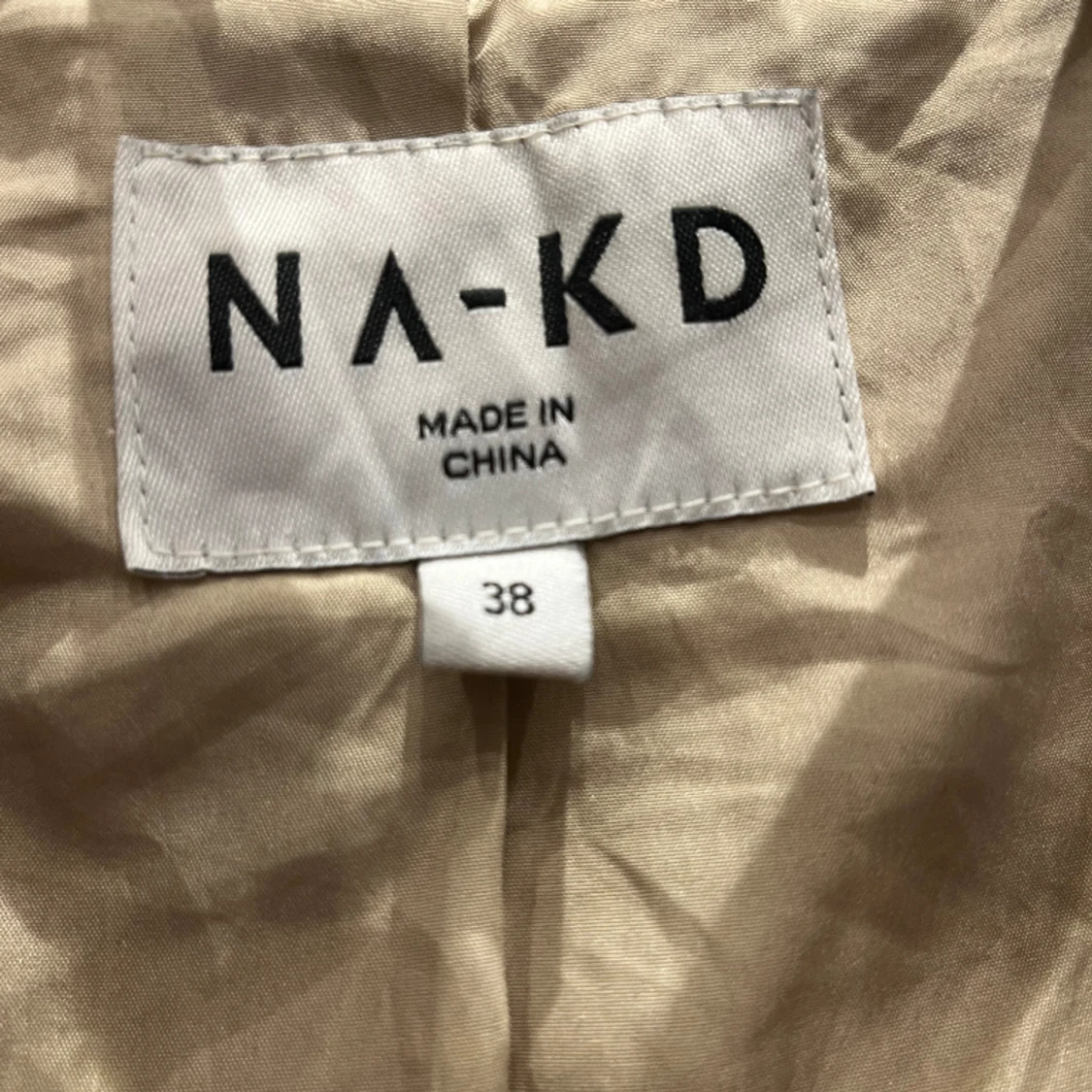 Beige pälsjacka kort  - 91