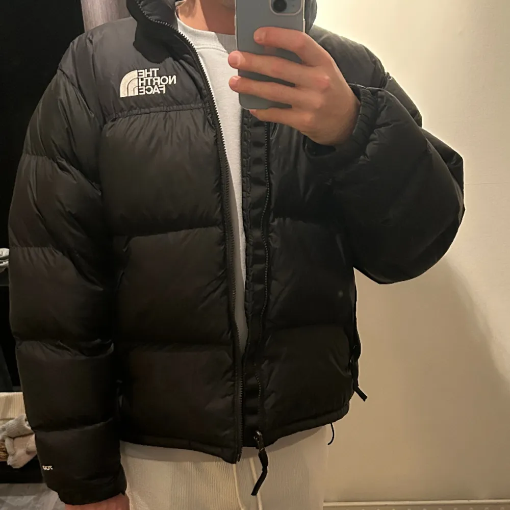 The North face 1996 retro nuptse pufferjacka. Jackor.