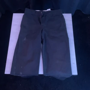Svarta Dickies byxor - Svarta Dickies byxor 874 W30 L32