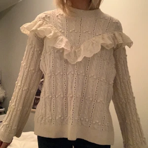 Zara tröja - Säljer denna fina tröja från zara! Strl s