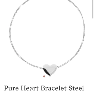 Edblad silver armband - Hej! Jag säljer mitt helt nya armband från Edblad som är helt oanvänt då jag fick de i present men är guldmänniska.  Justerbart band, längden är 15,5-18,5 cm💗