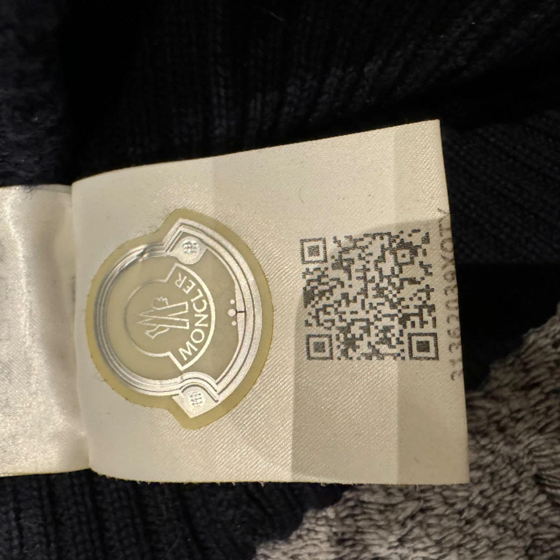 Monclear mössa  - 90