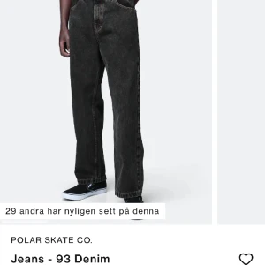 Polar 93 jeans - Helt nya polar 93. Aldrig andvända, köpta på junkyard för 1299 säljer för 1000. Inga skador eller defekter då jag aldrig andvänt dom. Lånade bilder, kan skicka egna, lappen e kvar med klistermärket