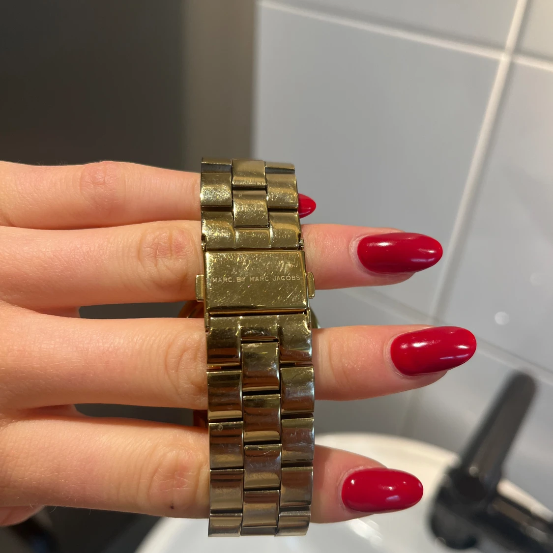 Marc Jacobs guldklocka  - 90