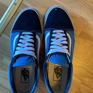 Vans - Säljer ett par snygga vans!🤩 Skick 8/10. Pris kan diskuteras.