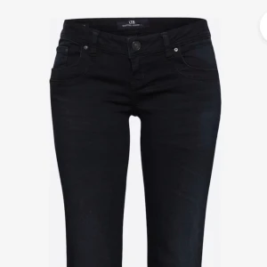 Ltb jeans - Bra skick, inga skador, långa i benen, låg midja