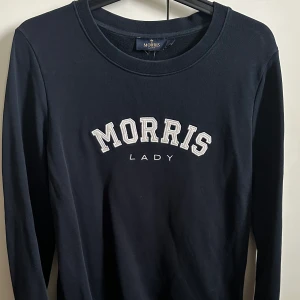 Tröja från Morris Lady - Väldigt fin tröja i strl M som jag haft som oversize. Den är i bra skick och har mer att ge 🌸