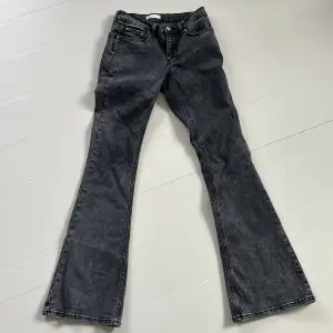 low waist bootcut jeans, använd några får gånger