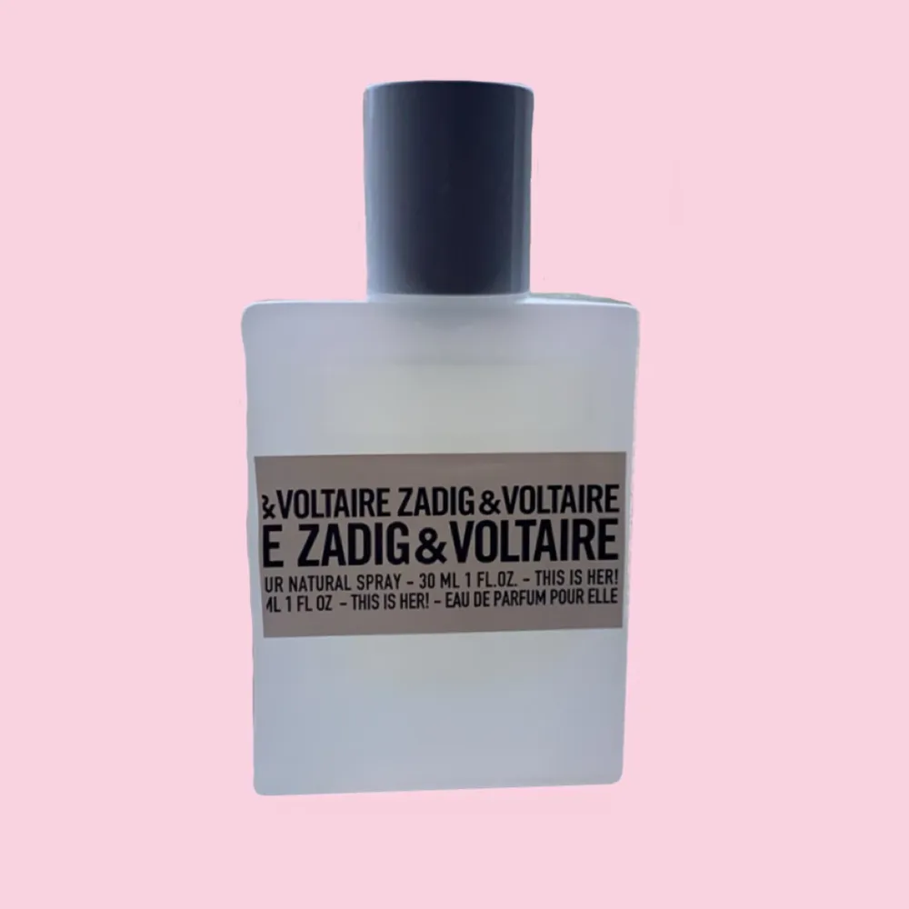 This is her, zadig och voltaire parfym. 30 ml🩷. Parfym.