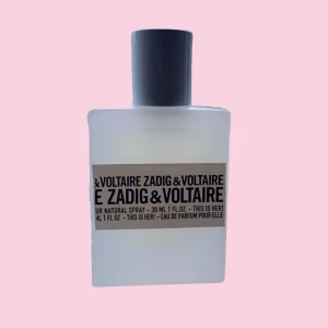 Zadig och voltaire this is her! parfym - This is her, zadig och voltaire parfym. 30 ml🩷