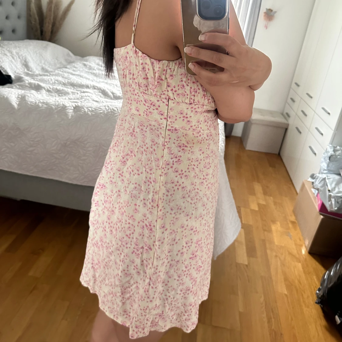 Rosa blommig klänning  - 91