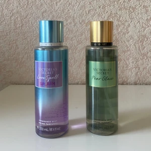 Victoria Secret Body Mist - Säljer för 160 kr styck inklusive frakt, köptes för 280 kr styck. Säljer pga de inte kommer till användning. Köptes December 2023. 🍉🍑🍍🍓 