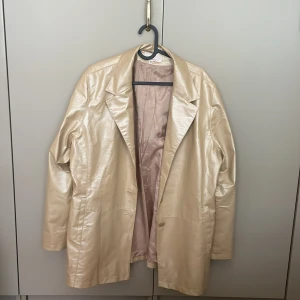 Vintage Skinnkavaj - Tunnare vintage skinnkavaj i fint skick!  