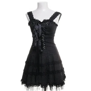 Klänning  - Snygg rockabillyklänning från hellbunny i gott skick 