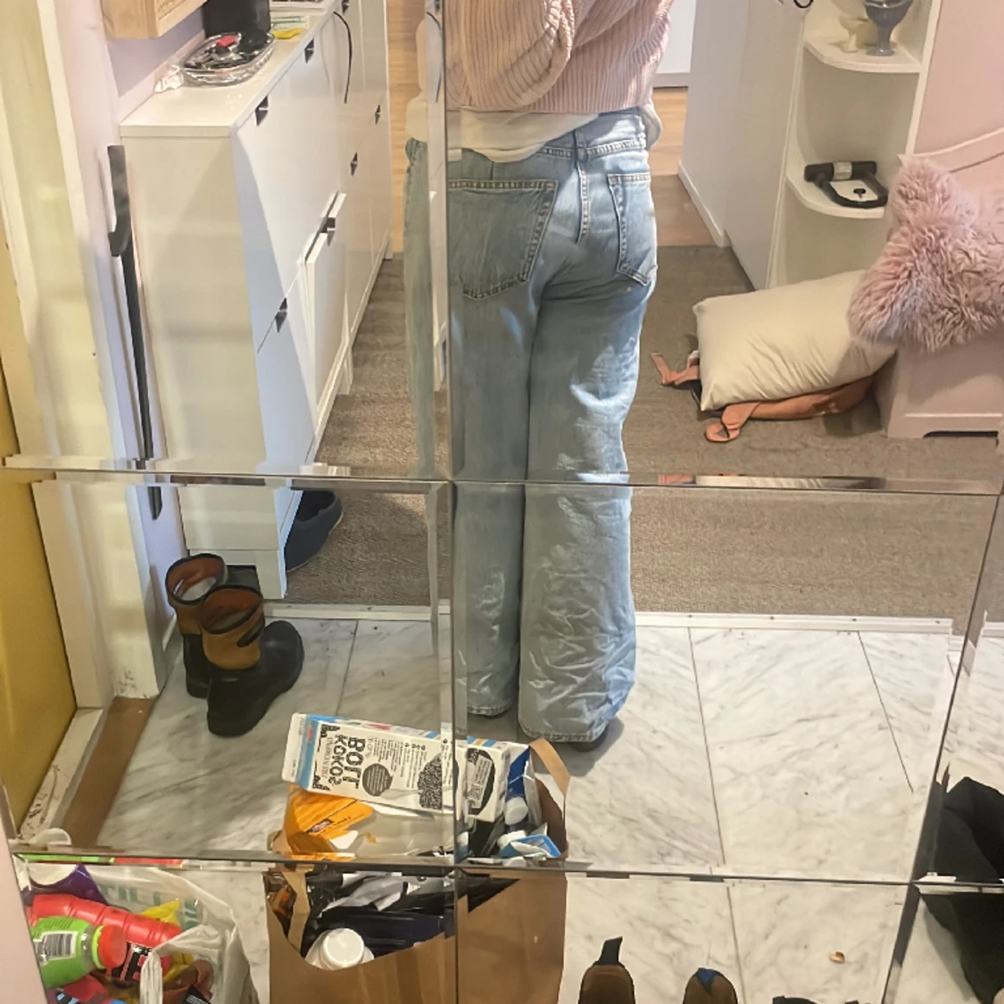 Ljusblåa jeans💙 - 90