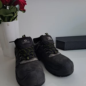 Skyddsskor - Arbetarskor för lastbil / lager 