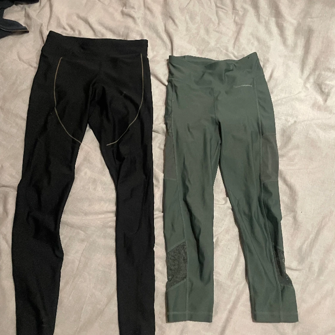2 träningsbyxor
