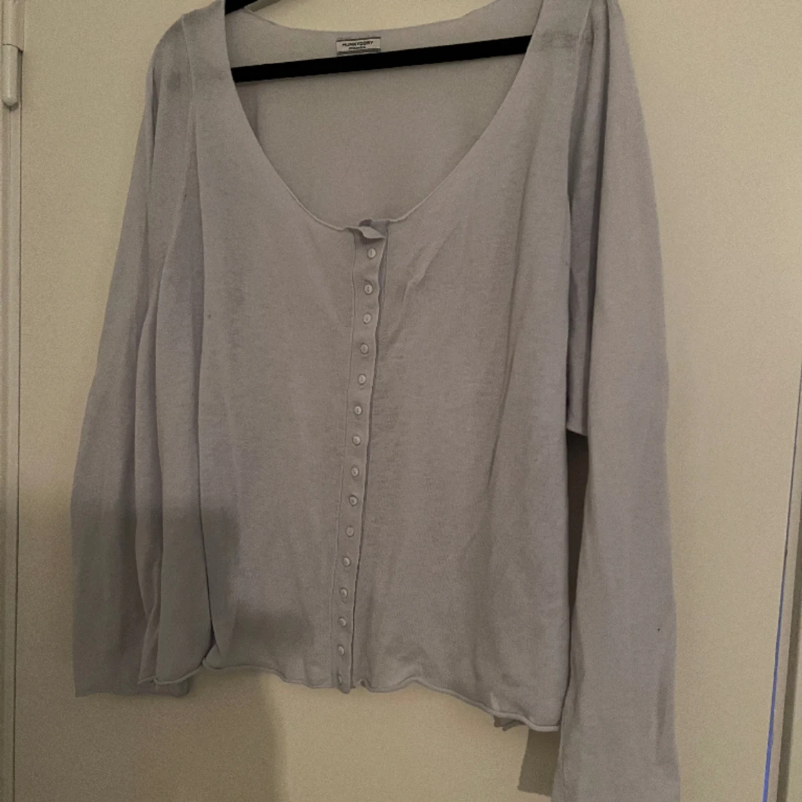 Söt tröja i ljusblått