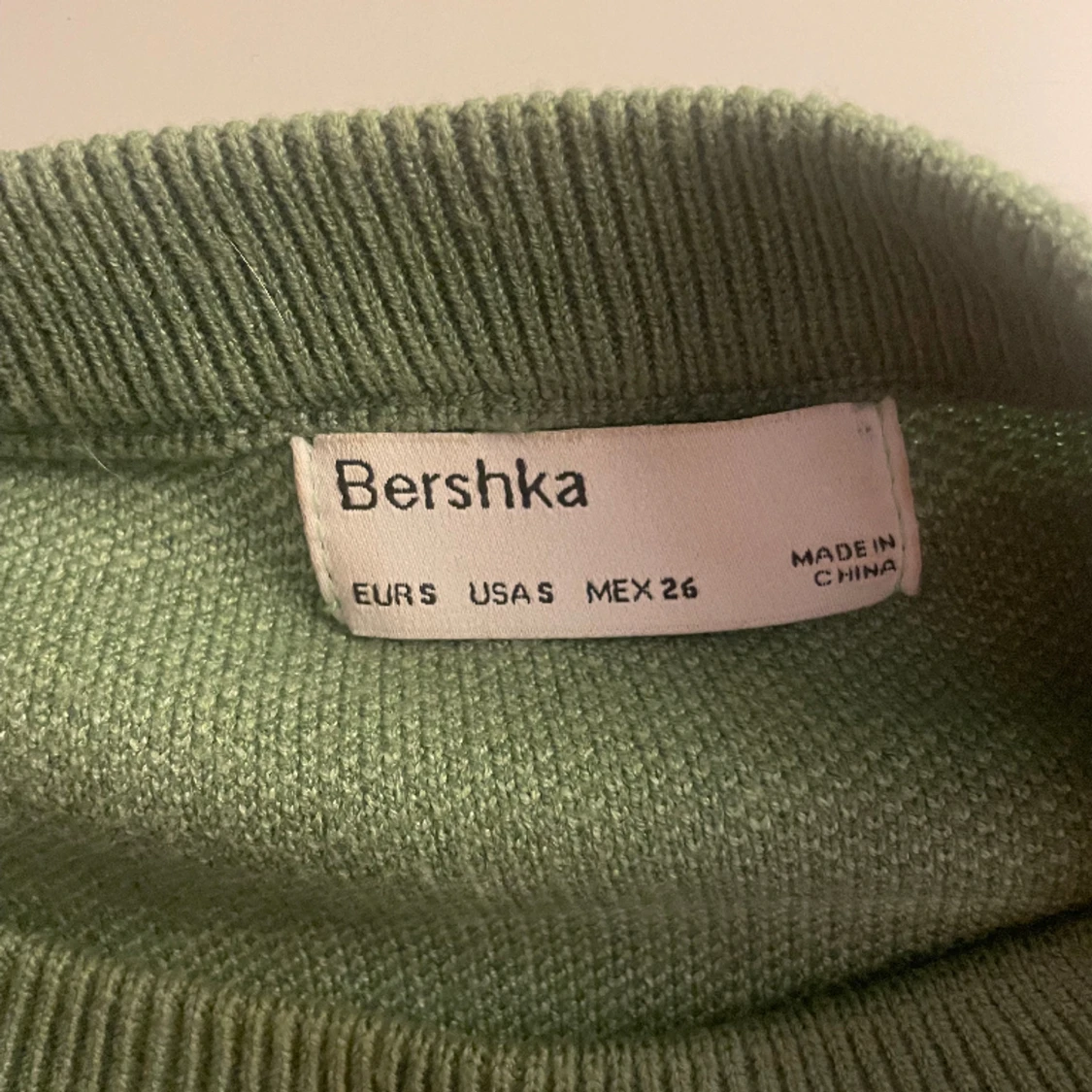 Mönstrad tröja  - 90