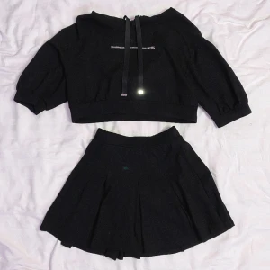 Pium set up - Comfy set up by Pium. Perfect for casual days while wearing jirai kei/ryousangata. It’s a lil short for my taste and that’s why I’m selling it and I have similar items! It’s in good condition, bought last summer. 