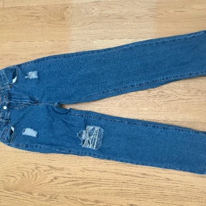 Jeans  - Oanvända 