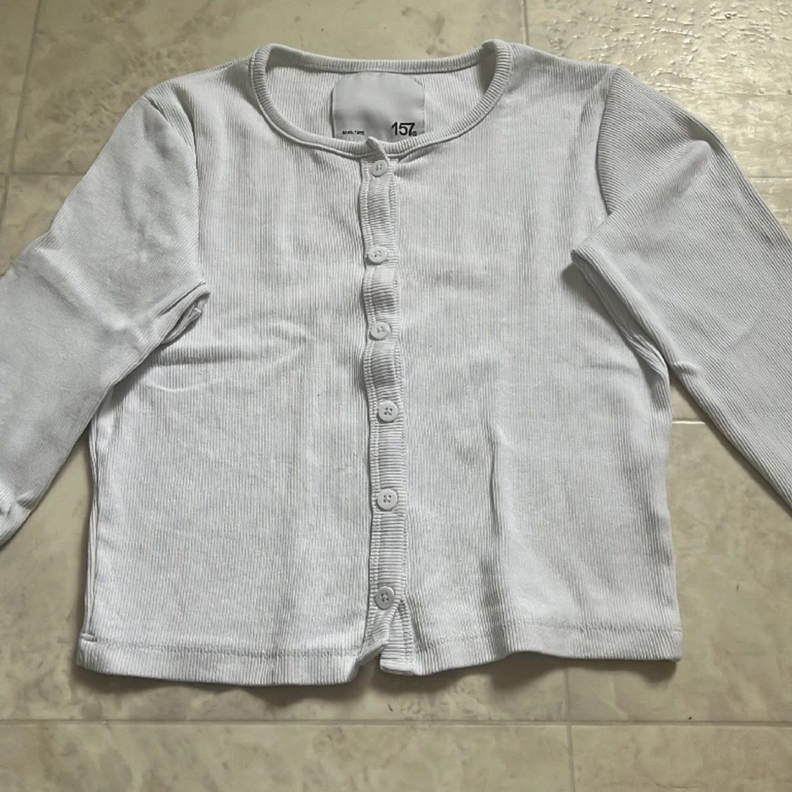 Fin vit bomullskofta