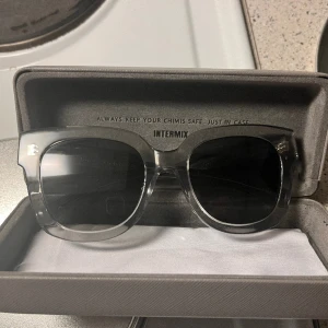 Chimi grå 08  - En par grå äkta chimi 08 . I fint skick. 