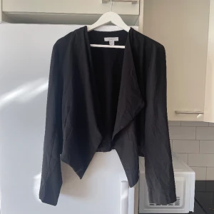 Croppad kavaj - Fin croppad kavaj, fint skick 🖤