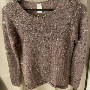 Glitter tröja - Paljettdetaljer 