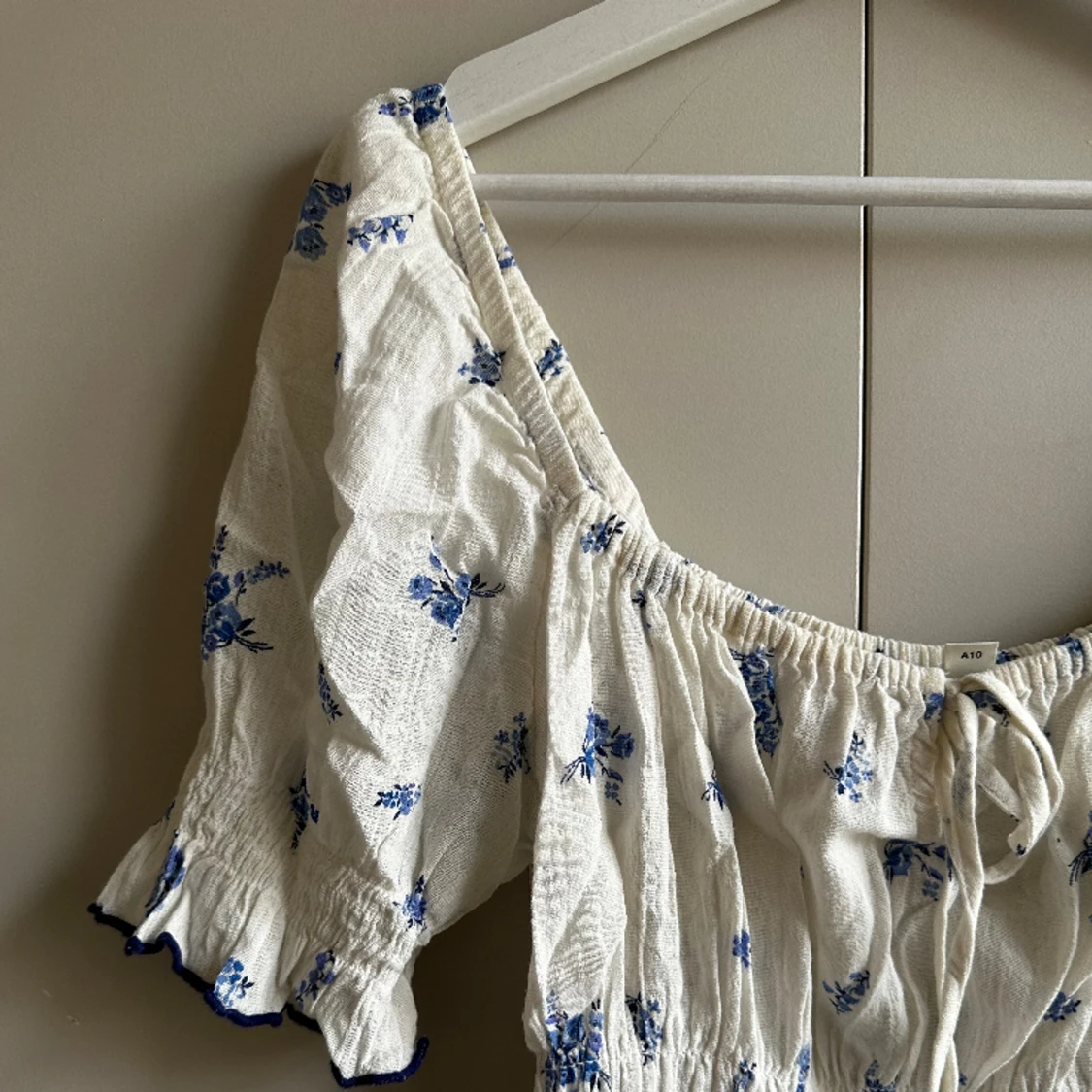 Blommig somrig blus  - 90