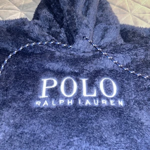 Ralph Lauren Hoodie - Säljer min helt nya hoodie 