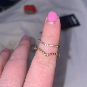 2st ringar - Den 1a är Liten i storleken