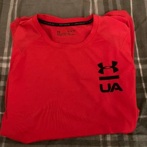 Underarmour - Underarmour t shirt strl Xl (herr)