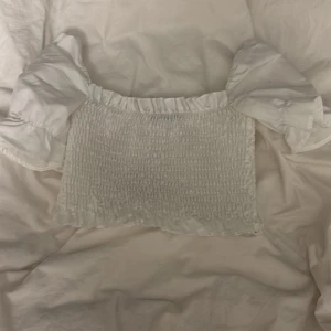 Blus från Shein - Knappt använd fin blus. ❤️