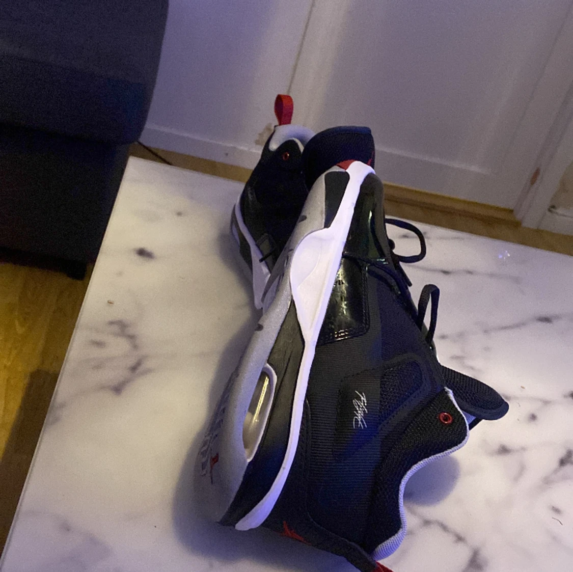 Jordan stay loyal 3 - 91